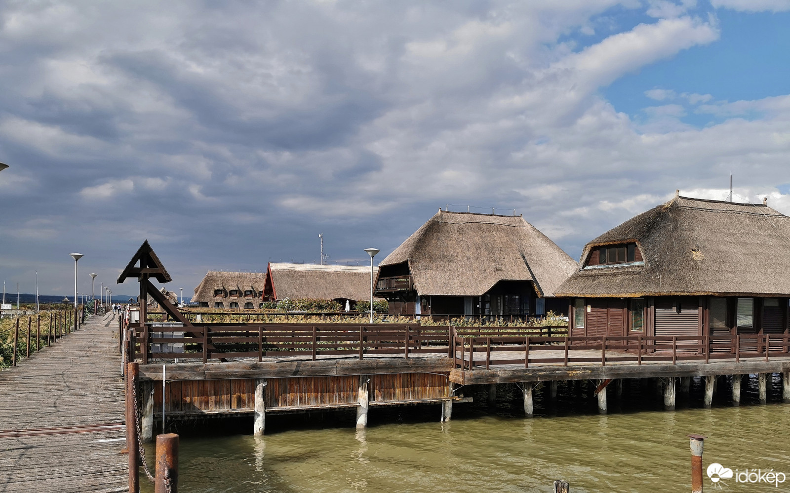 Fertő Tavi Cölöpházak