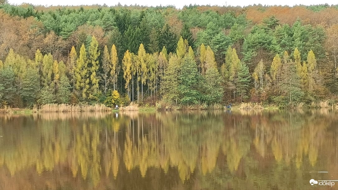 - A Hársas tó őszi csendje - Szentgotthárd közelében - 1.. 