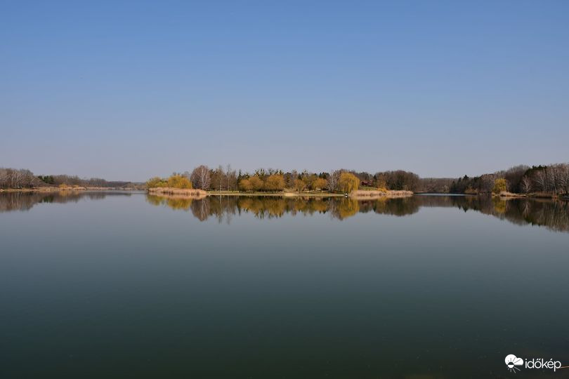 Gébárti-tó