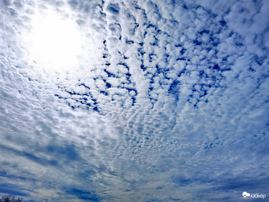 "Bárányos" napsütés 20 fok