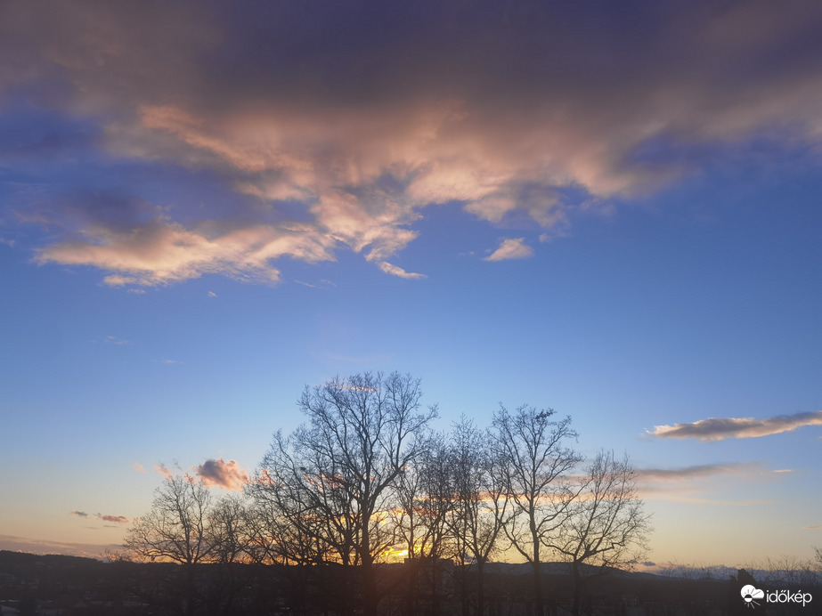 Alkonyati színek 