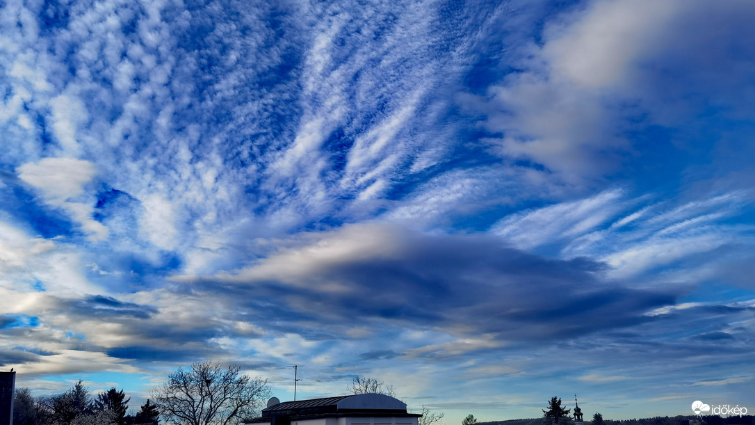 Felhővarázs reggel 