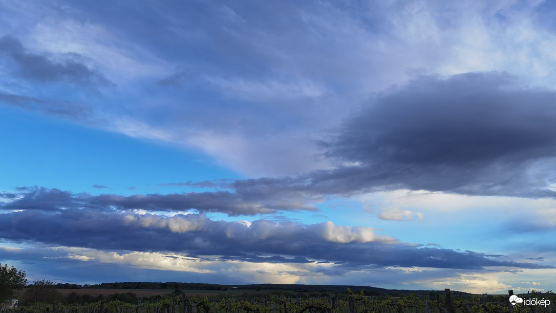 A mai mozgalmas naplemente Bozsoknál 
