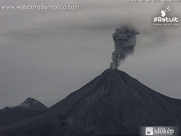 http://www.webcamsdemexico.com/webcam-volcan-de-colima.html