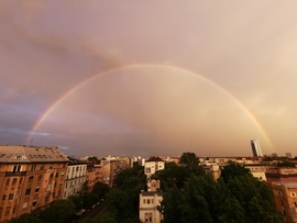 Szivárványbúra