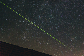 A tetőt jó, hogy nem szedte le ez pofás meteor :D