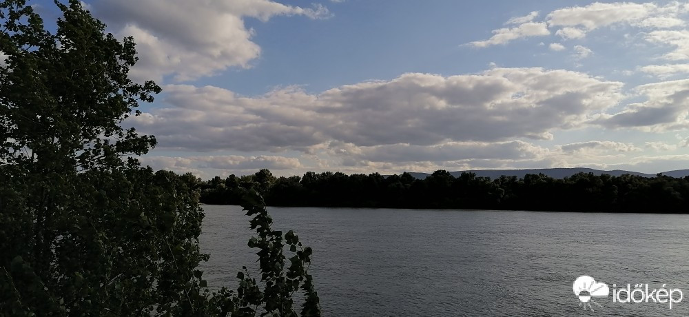 Vác
