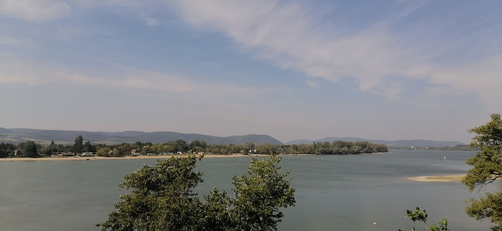 Zebegény