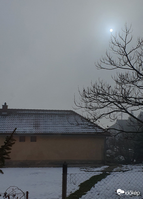 Derengő napsütés