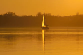 Aranyba öltözött naplemente