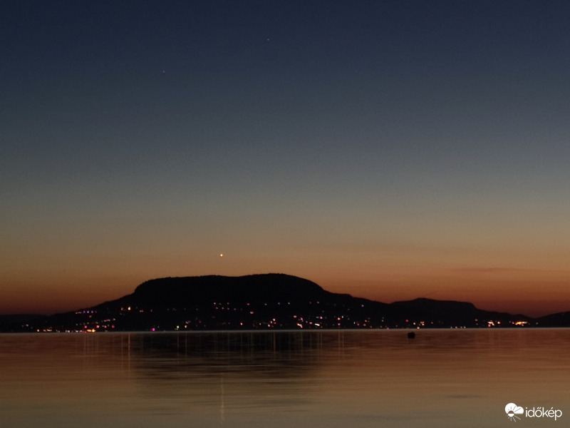 Mars bolygó a Badacsony felett 3xzoom