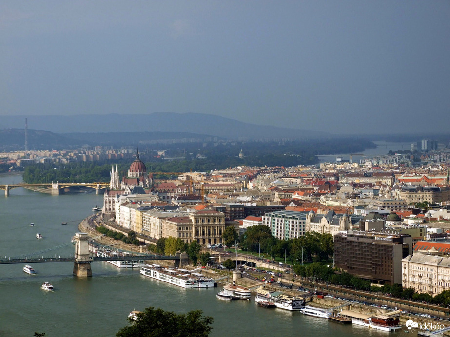 Nyári látkép - Budapest