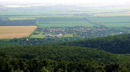 Messze vannak a házak 