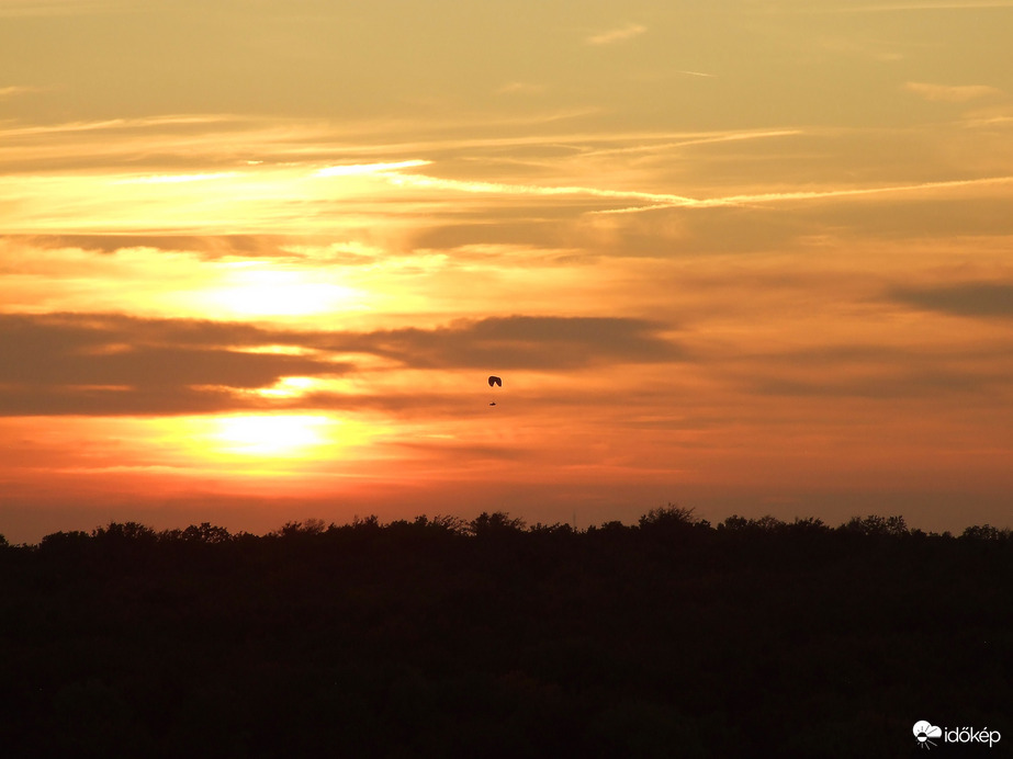 Vitorlázás alkonyatban 2.0 :)