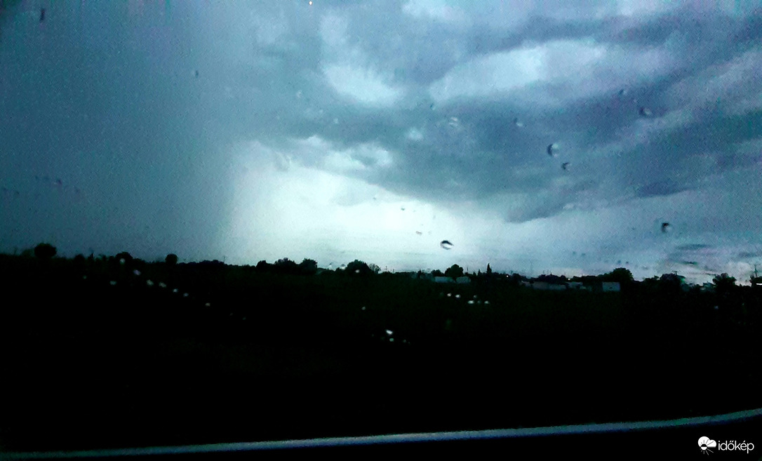 Tegnapi vihar2