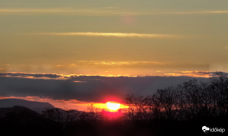 A Kékes közelében tért nyugovóra