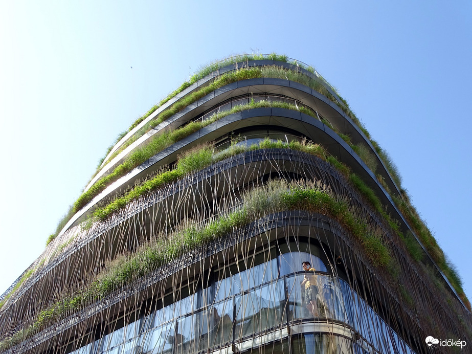 Jöhet a fény és a meleg  