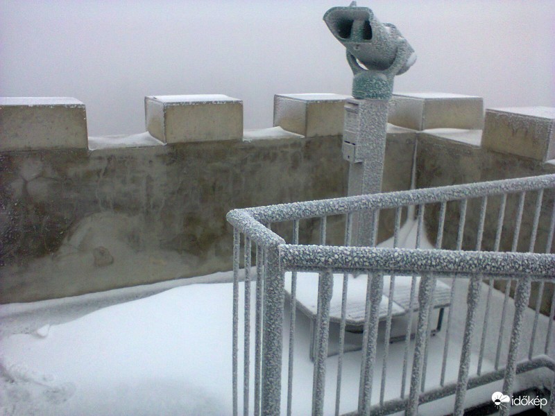 Írottkő 2016 11 12 11:00 25-30cm hó