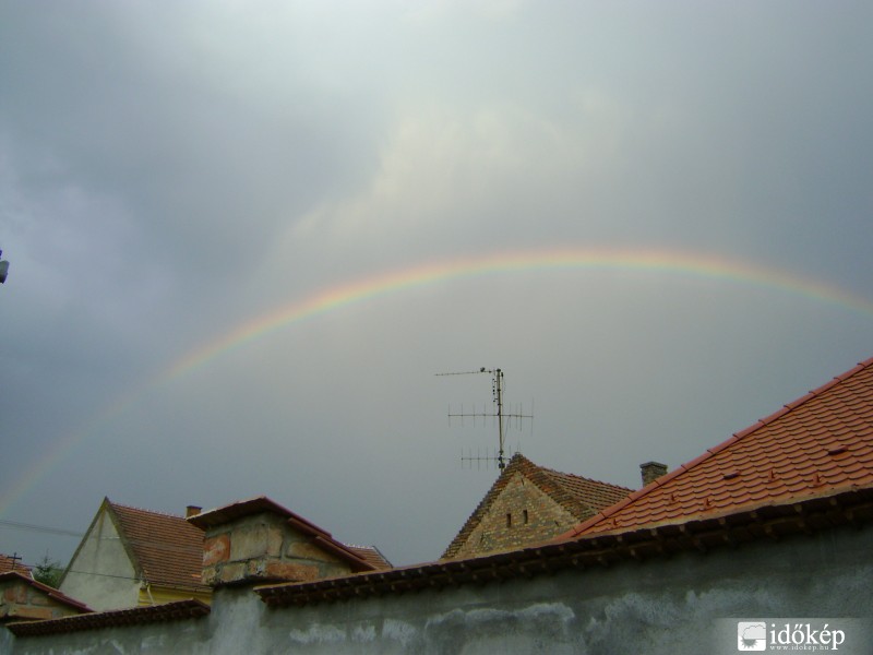 Kiteljesedett a szivárvány 2.