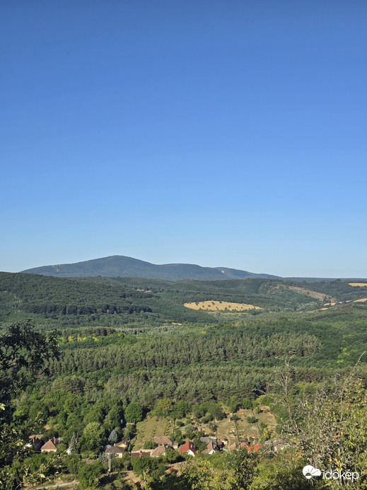 Alsópetény