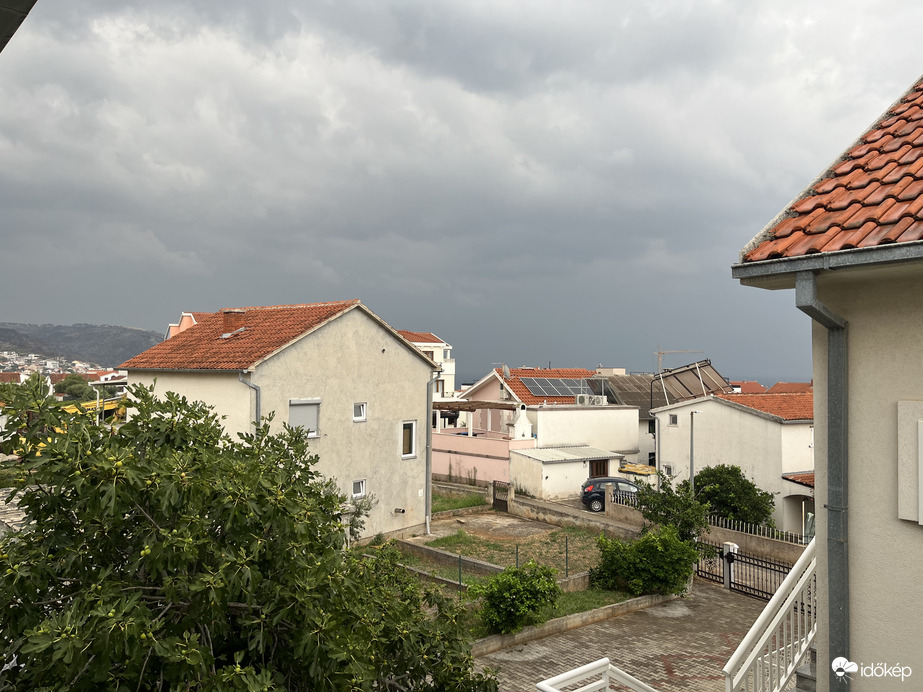 Valami készül az Adriàn