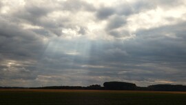 Átszűrődő napsugár