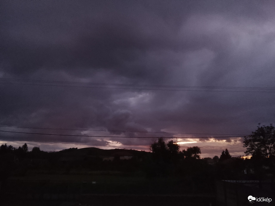 Tarnalelesz