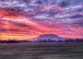 Tanúhegy és színvarázs...