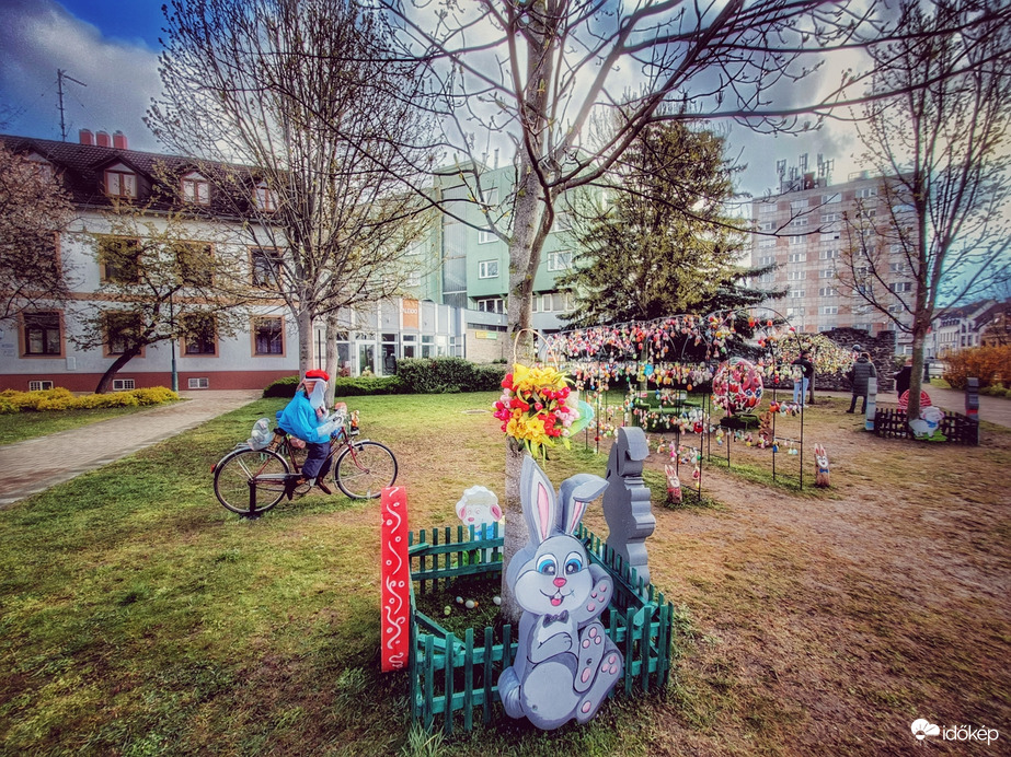 Húsvét a Hősök terén