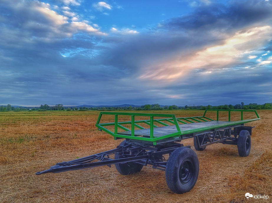 Reggeli csendélet- felhővarázzsal