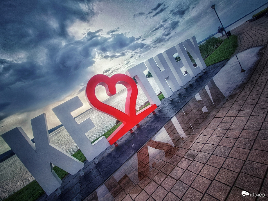 Tükröm, tükröm...