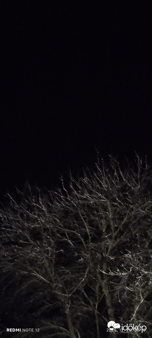 Karácsony hajnalán.