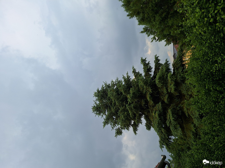 Karácsond