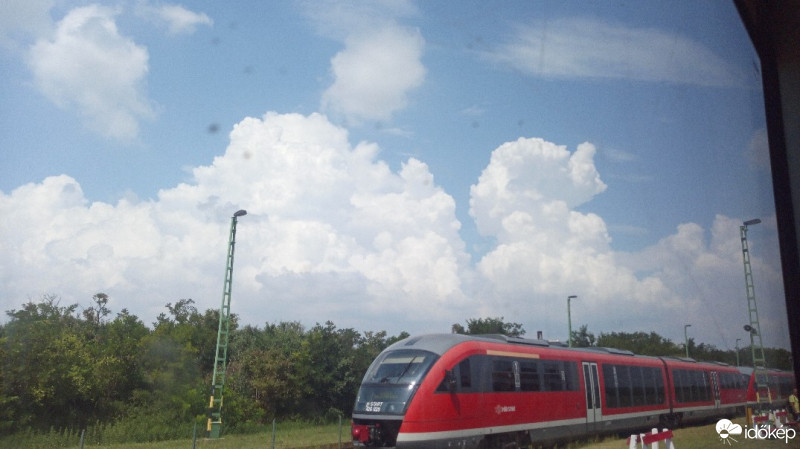 Balatonkenese