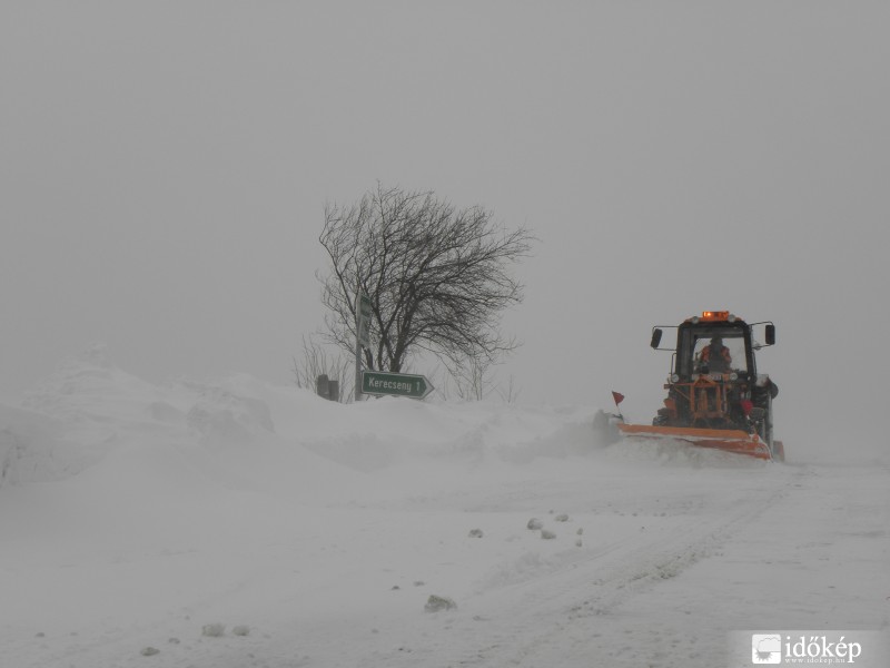 Előbukkant a Kerecseny tábla!