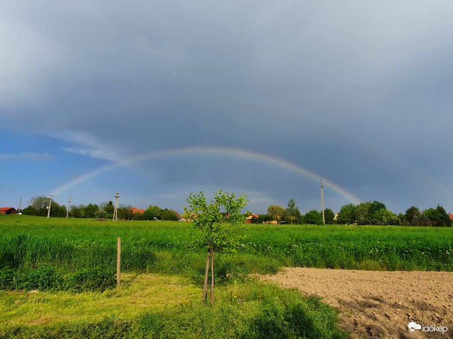 Zalaegerszeg felett jégeső utáni szivárvány...05.09.