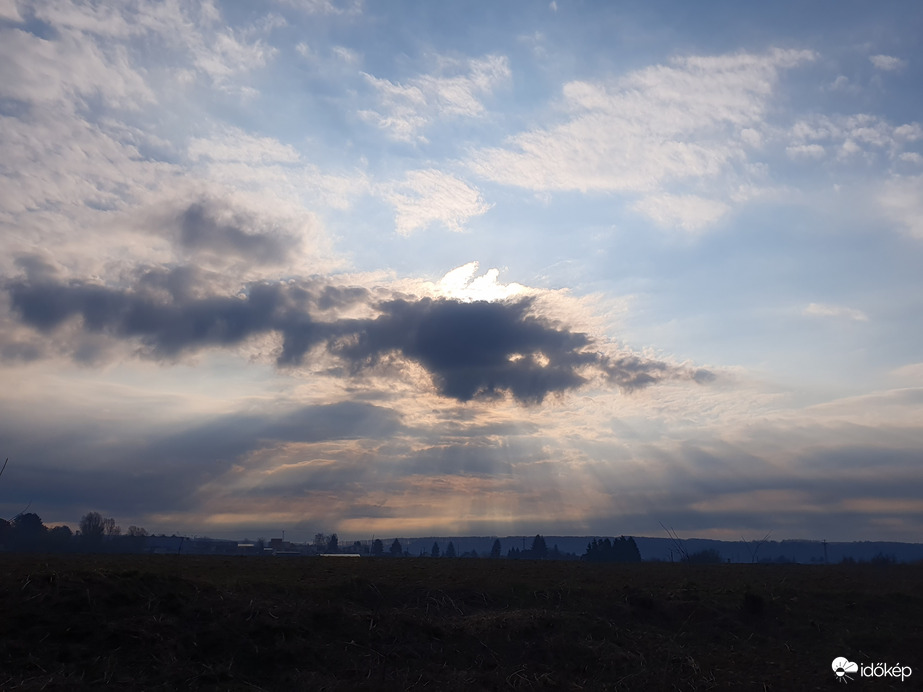 Napsugaras szép reggelt! 03.21.