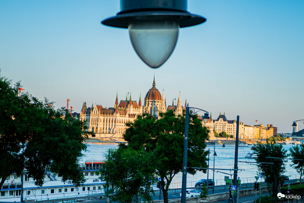 Parlament