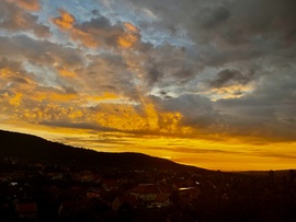 Zápor előtt