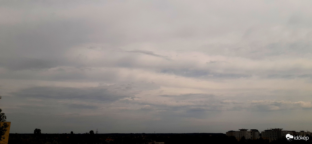 Szeged MOST! Zivatar még a kanyarban sincs!!! :/