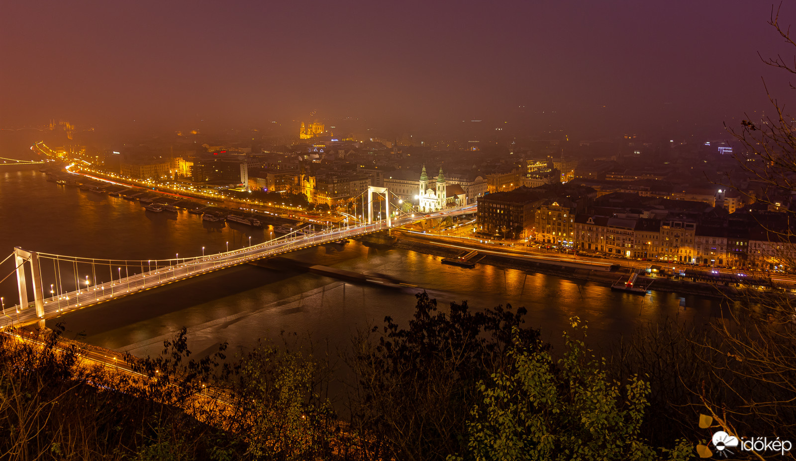 Ködös Budapest