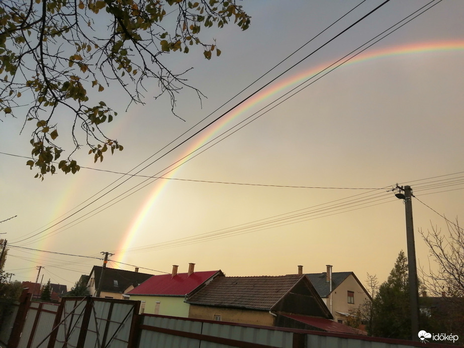 Egy kis szépség a borúban