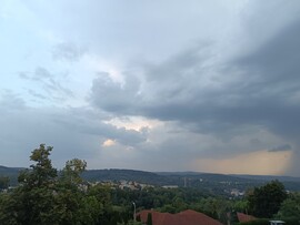 Komló
