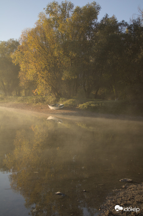 Reggeli köd Adonyban