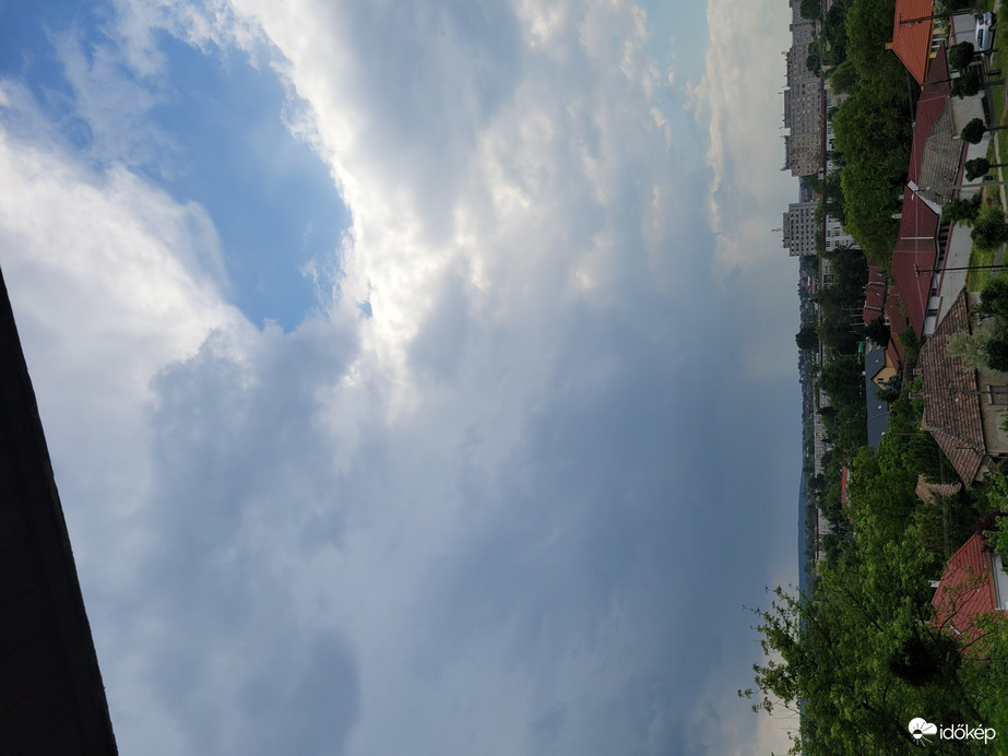 Oroszlány