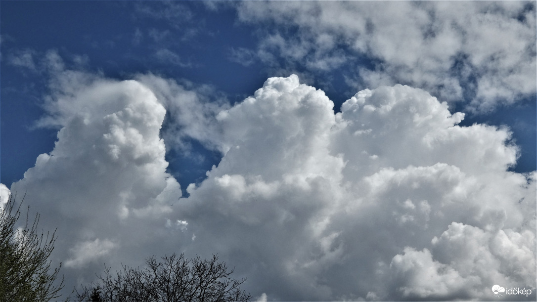 Van aki már bundasapkában van. :D