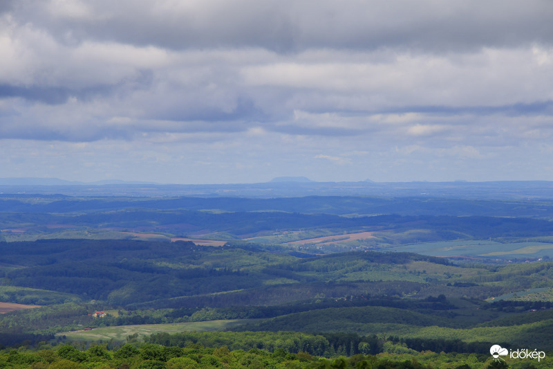 Pécsről a Badacsony.