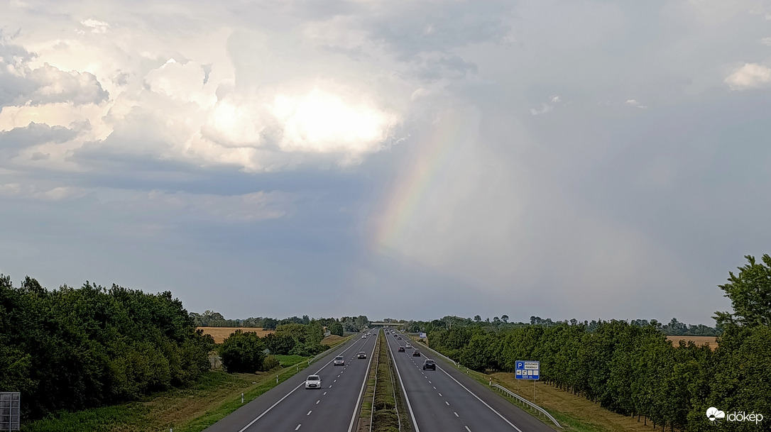 Jégsáv szivárvánnyal