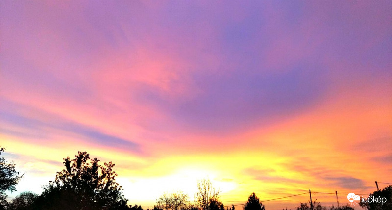 Ma reggeli csodás napkelte