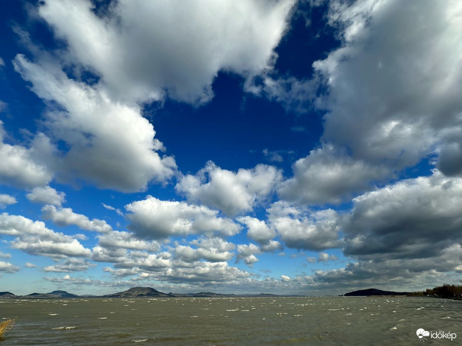 Balatonfenyves